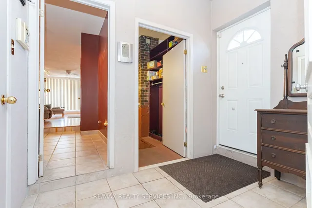 Additional image 6 of 1652 Jane St