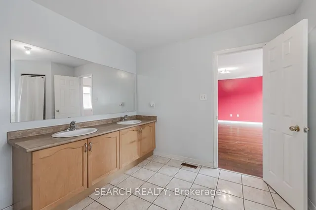 Additional image 23 of 7 Homeview Rd