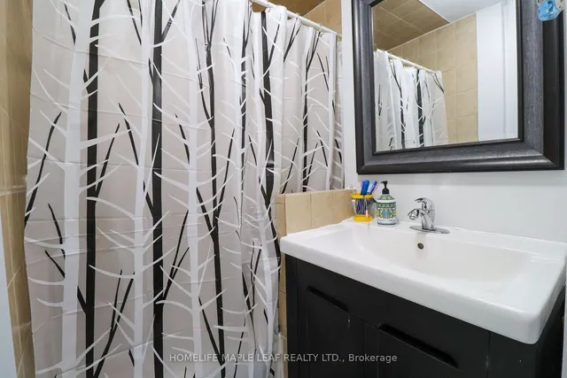 Additional image 22 of 59 Lexington Ave Unit 18