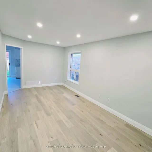 Additional image 14 of 15 Hackberry Gate