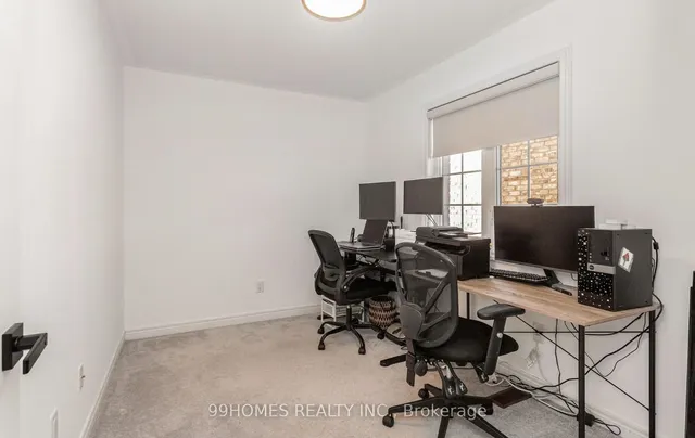 Additional image 13 of 70 Sky Harbour Dr