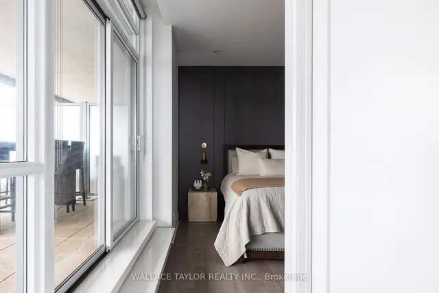 Additional image 8 of 120 Parliament St Unit PH 2404