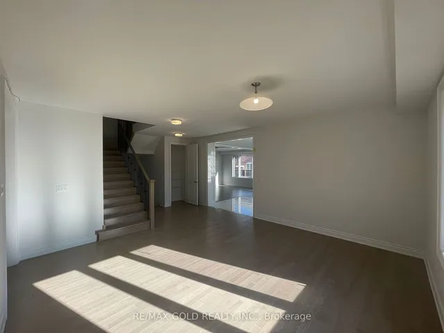 Additional image 18 of 31 Dolomite Dr