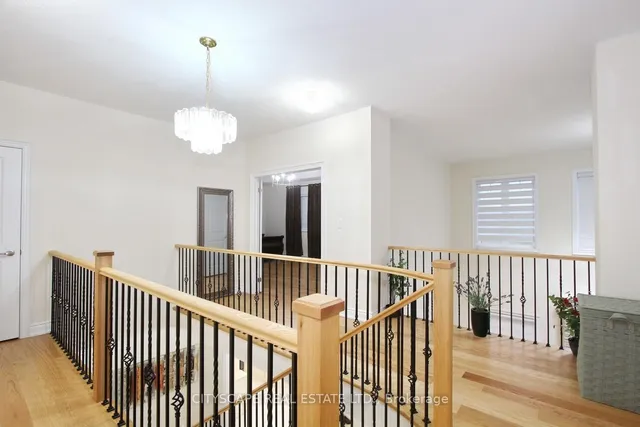 Additional image 21 of 27 Valleywest Rd