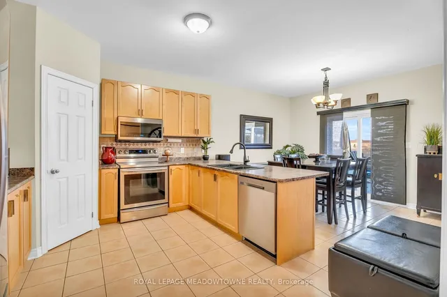 Additional image 14 of 64 Spotted Owl Cres