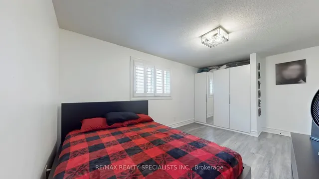 Additional image 35 of 61 Braidwood Lake Rd