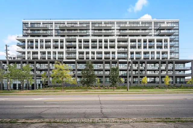 50 George Butchart Dr Unit 118