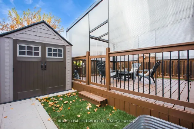 Additional image 33 of 50 Lockheed Cres