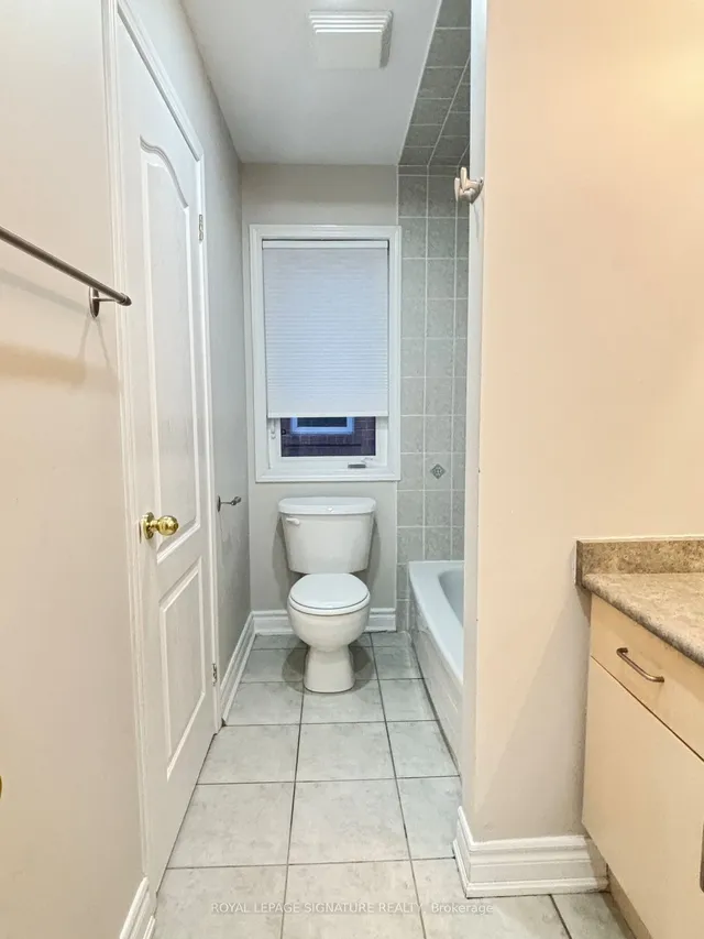 Additional image 23 of 17 Levida St