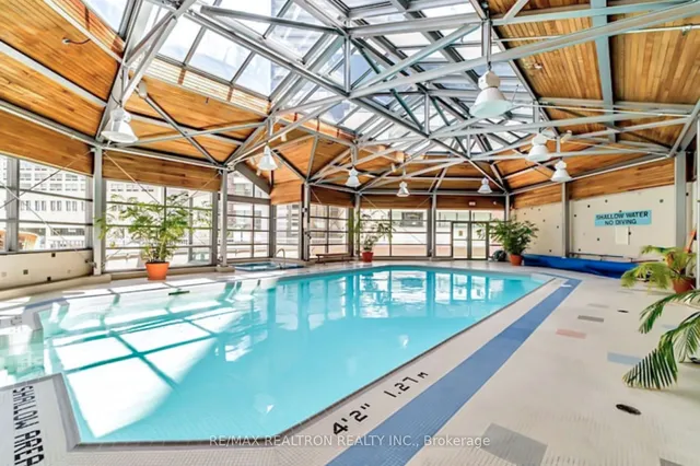 Additional image 30 of 44 Gerrard St Unit 811