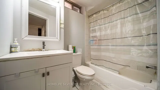Additional image 33 of 36 Woodside Crt