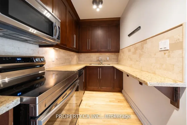 Additional image 22 of 473 Dupont St Unit 3