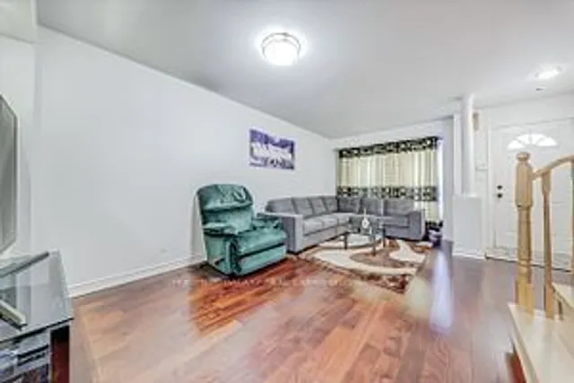 Additional image 7 of 28 Rosebank Dr Unit 807