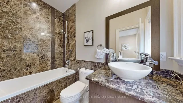 Additional image 26 of 2B Carluke Cres