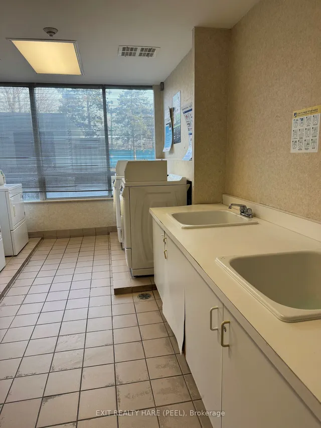 Additional image 39 of 26 Hanover Rd Unit 1002