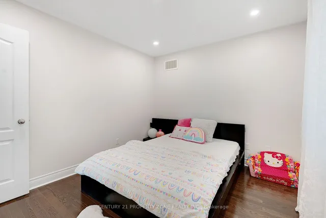 Additional image 15 of 37 Alister Dr