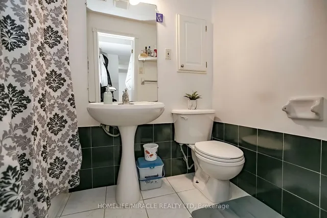 Additional image 39 of 61 LAURAGLEN Cres