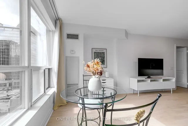 Additional image 14 of 21 Hillcrest Ave Unit 1105