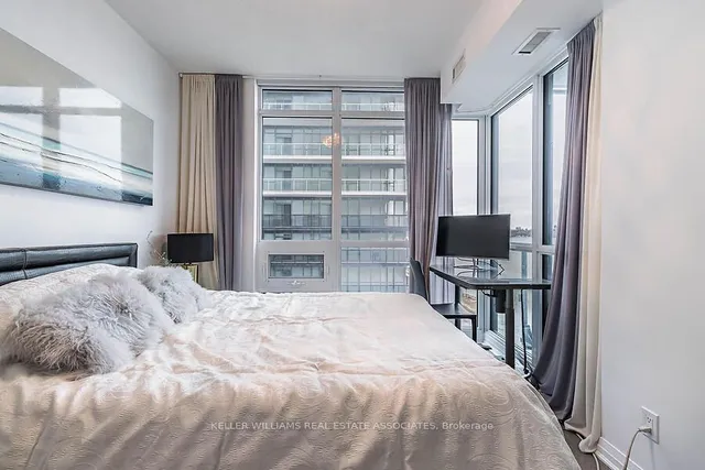 Additional image 23 of 59 Annie Craig Dr Unit 1003