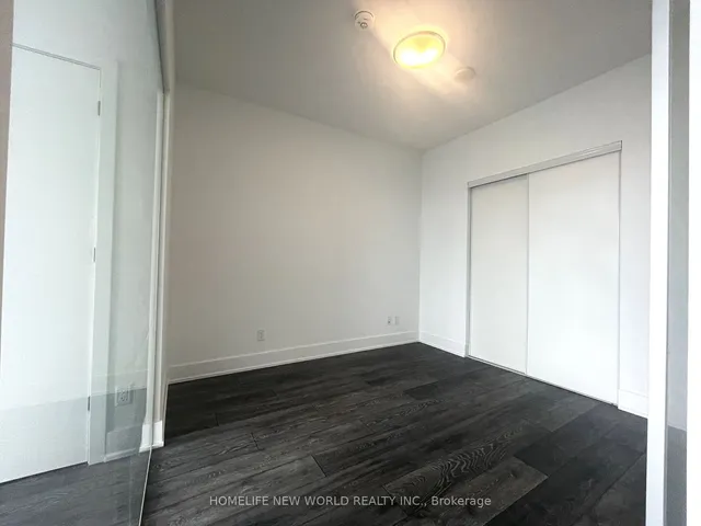 Additional image 7 of 403 Church St Unit 2413