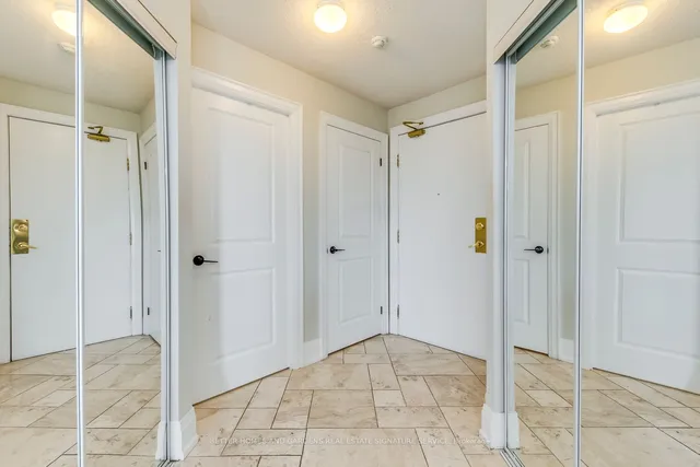 Additional image 3 of 650 Lawrence Ave Unit 518