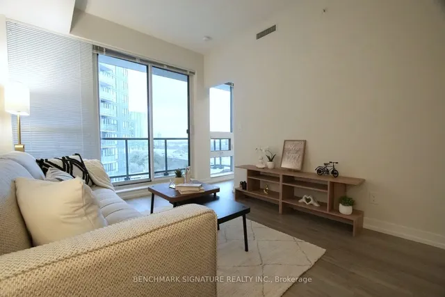 Additional image 13 of 51 East Liberty St Unit 908