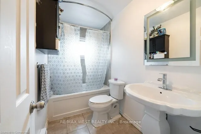 Additional image 15 of 13 Rolyat St