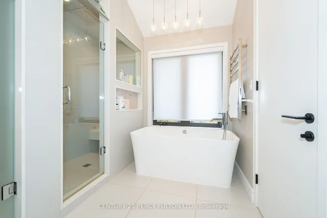 Additional image 16 of 323 Douglas Ave