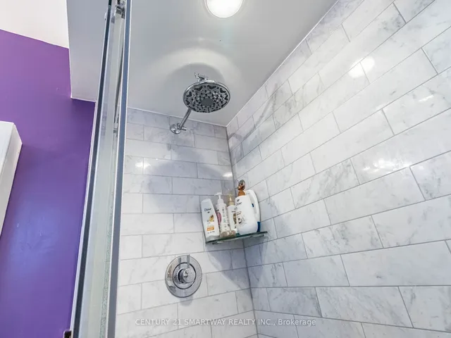 Additional image 26 of 32 Creekwood Dr