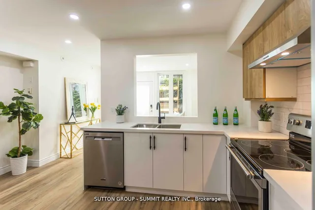 Additional image 2 of 12 Douro St Unit 421