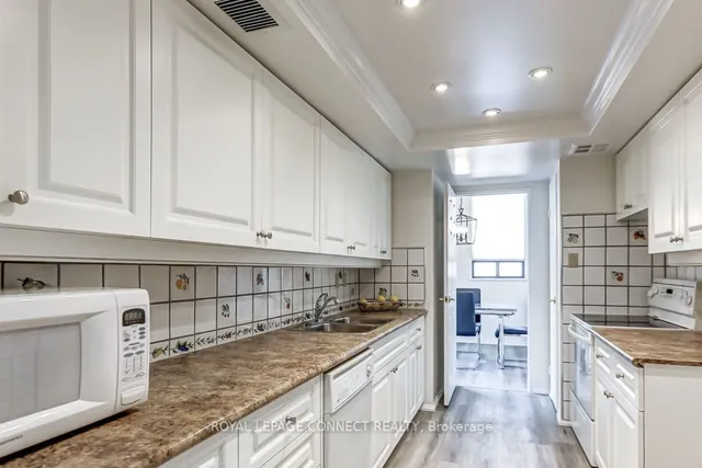 Additional image 11 of 75 Wynford Heights Cres Unit 1908