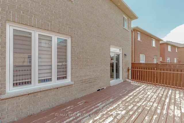 Additional image 36 of 46 Ocean Ridge Dr