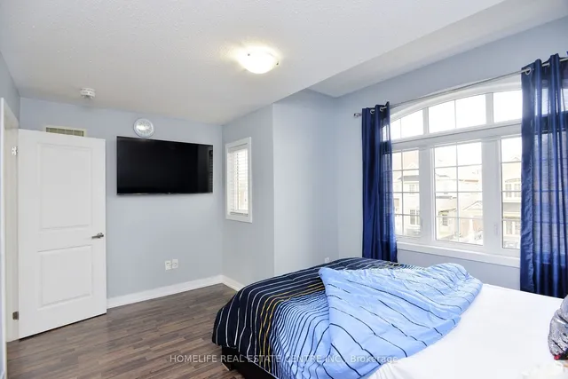 Additional image 34 of 11 Villadowns Tr