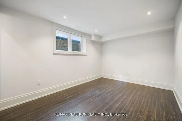 Additional image 37 of 12 Waring Crt