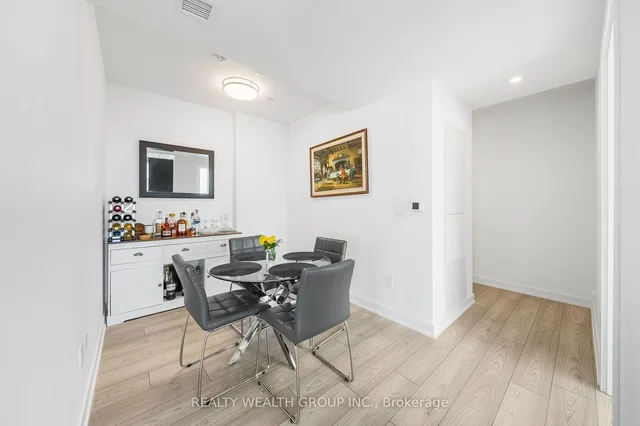 Additional image 30 of 8 Tippett Rd Unit 621