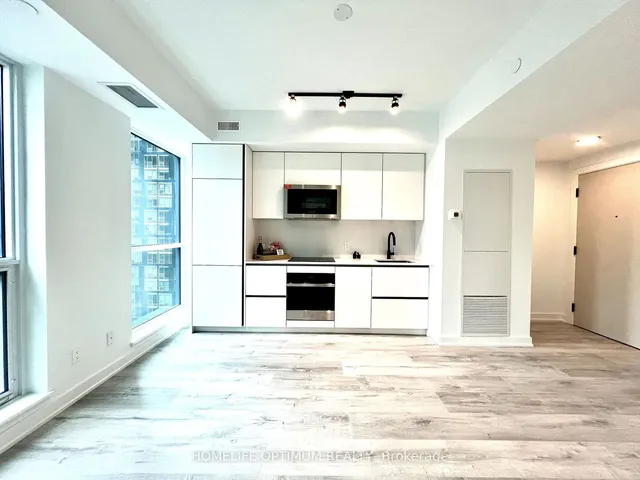 Additional image 8 of 327 King St Unit 2301