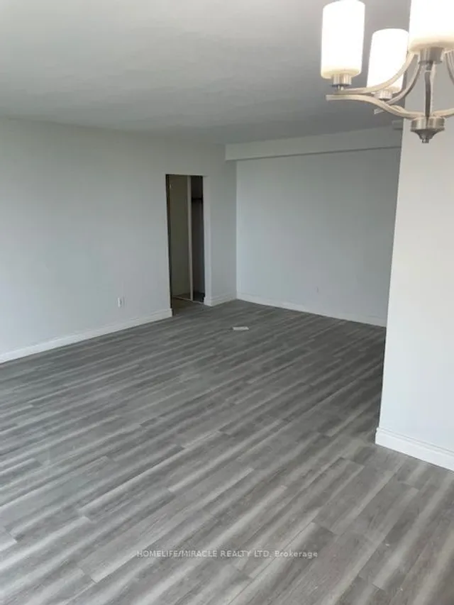 Additional image 3 of 5 Massey Sq Unit 1814