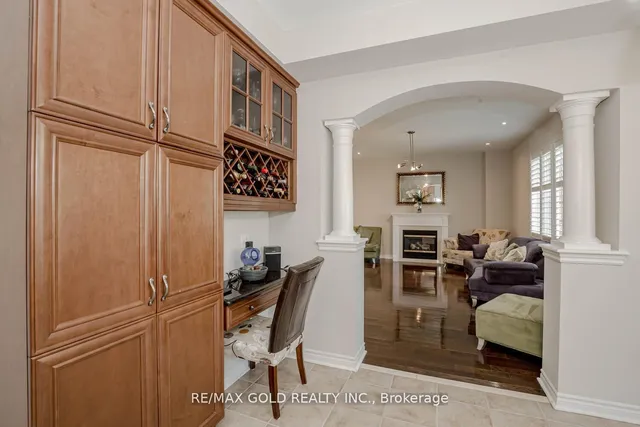 Additional image 15 of 71 Crocker Dr