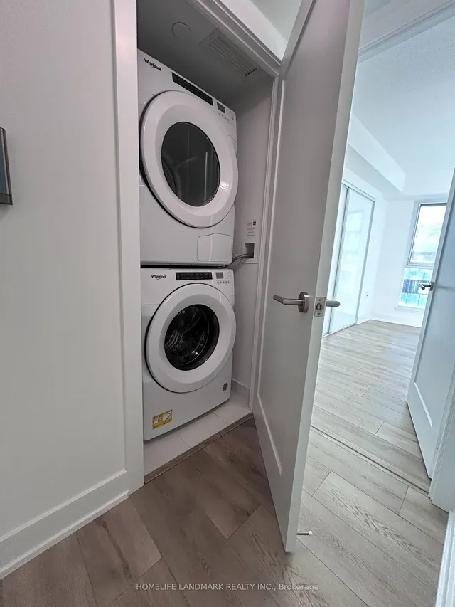 Additional image 16 of 585 Bloor St Unit 1122