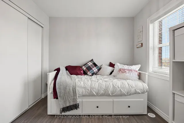 Additional image 21 of 3 Battalion Rd