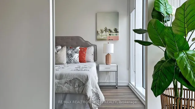 Additional image 14 of 3 Gloucester St Unit 509