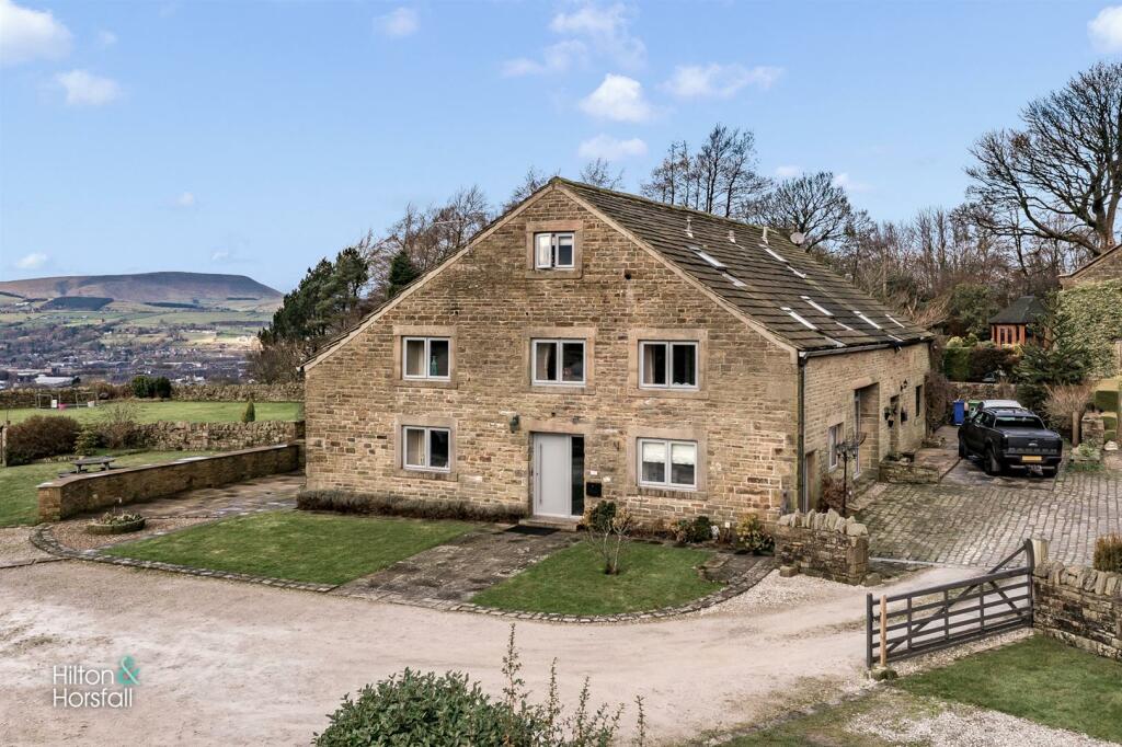 Additional image 44 of Barnmeadow House, Southfield, Burnley
