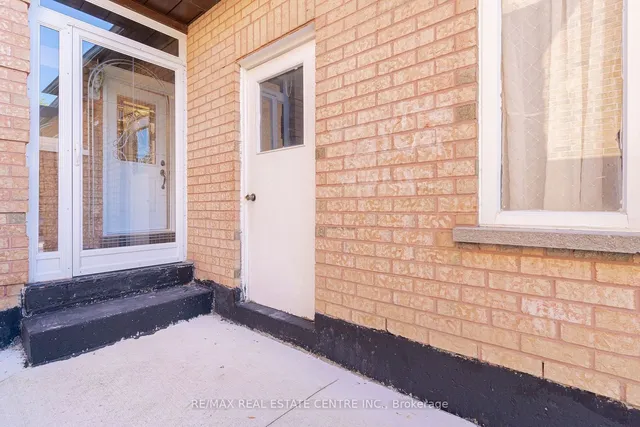 Additional image 3 of 3 Candy Cres