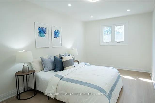 Additional image 28 of 22 Reidmount Ave