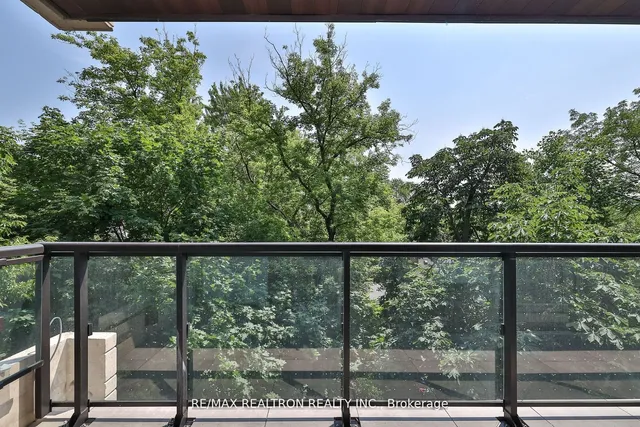 Additional image 32 of 285 Avenue Rd Unit 403