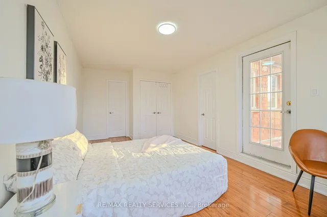 Additional image 26 of 80 Winners Circ