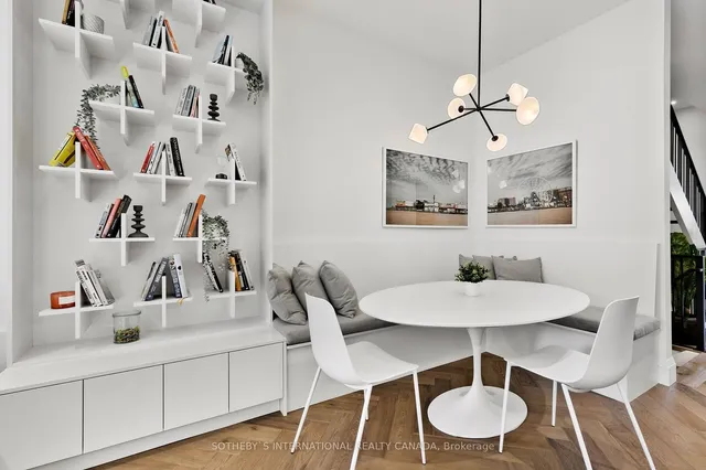 Additional image 13 of 678 Oriole Pkwy