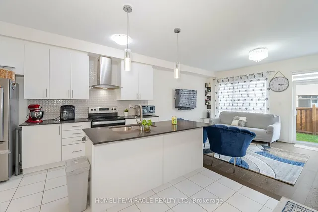 Additional image 8 of 129 Adventura Rd