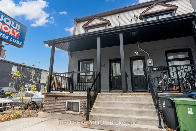 Primary image of 1140 Dufferin St