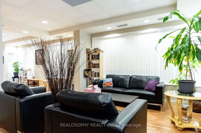 Additional image 19 of 3650 Kingston Rd Unit 805